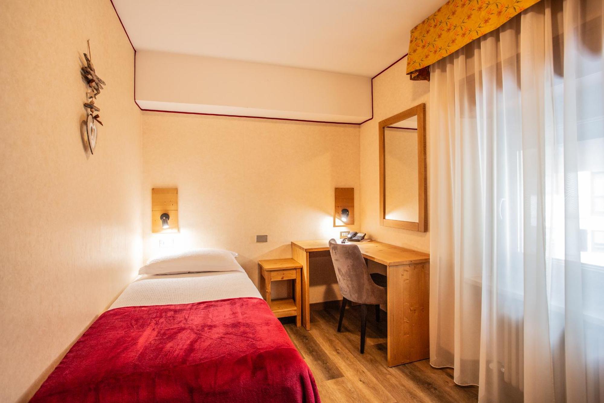 Hotel Bijou Valtournenche Εξωτερικό φωτογραφία